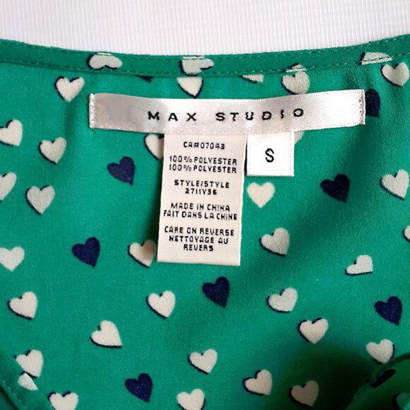 MAX STUDIO Puffy Sleeve Blouse with Bow Detail in Teal Green with Heart Print - Picture 6 of 15
